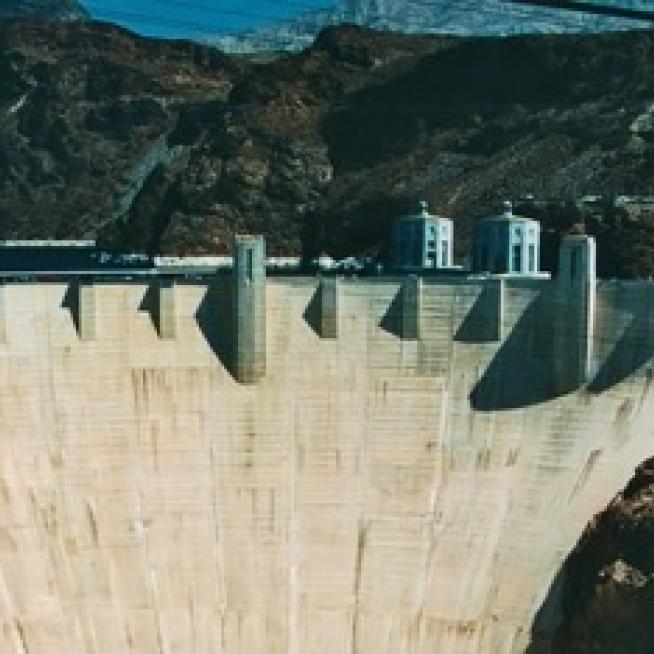 concrete dam